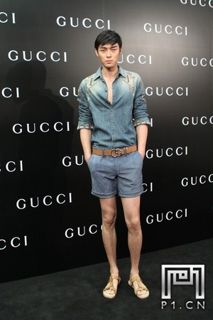 Gucci Ties: A Geometric Exploration