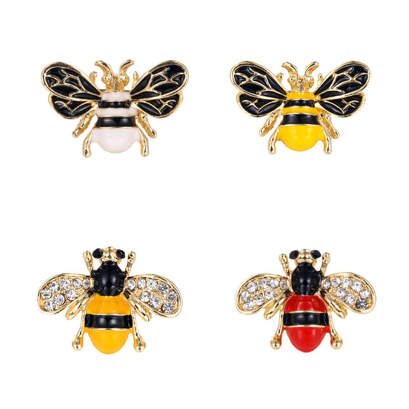 The Story of Little Yellow Bee Tie
